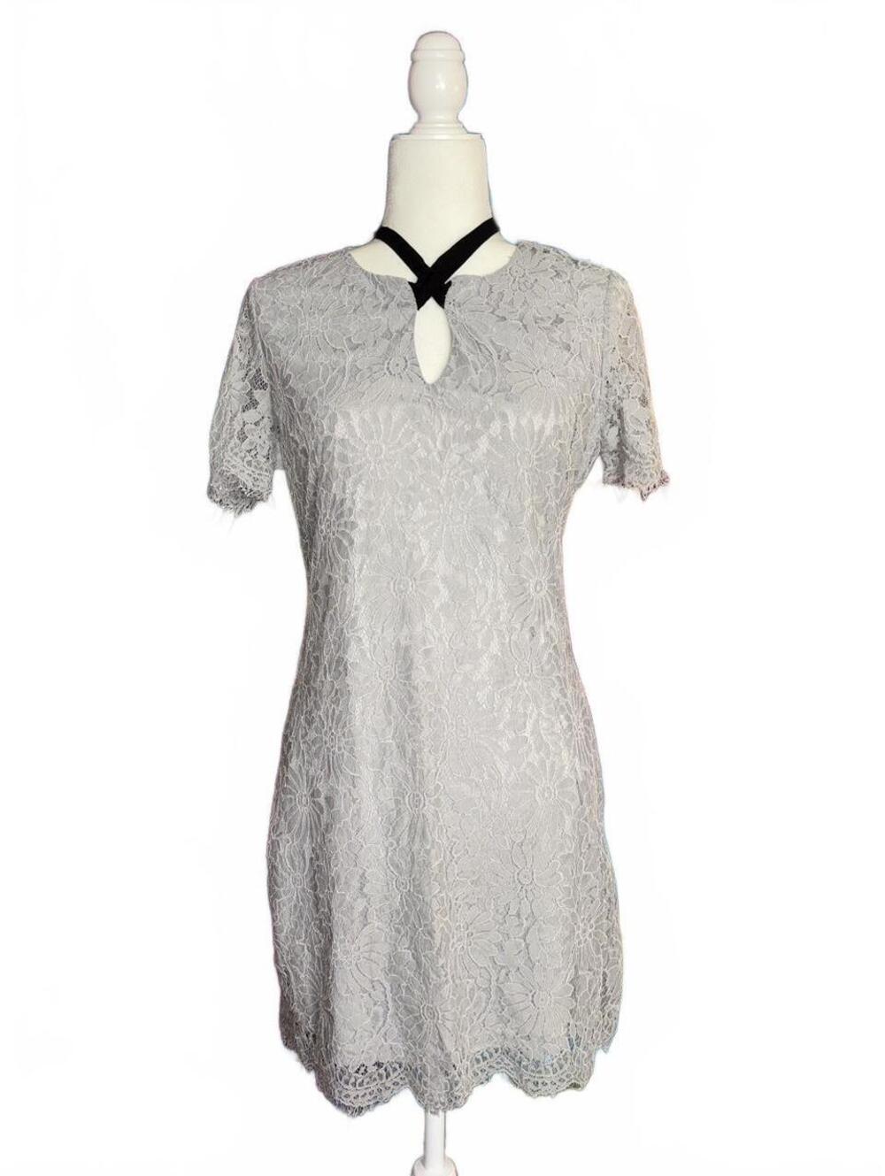 Dress Forum grey Lace Dress with Floral Pattern
